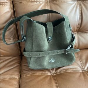 NWOT Coach Hadley Gunsmoke Suede Shoulder Bag